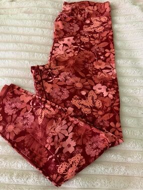 aerie Floral & Butterfly High-Rise Leggings in Red and Pink